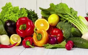 کدام سبزیجات دارای ویتامین k هستند؟ کاهو و مارچوبه