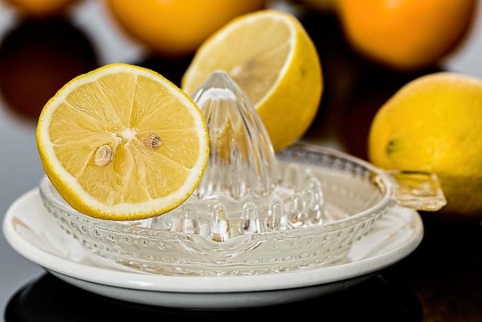 آیا آب لیمو باعث کاهش فشارخون می شود؟