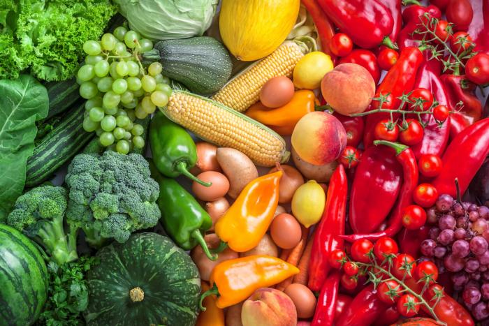 چرا میوه ها و سبزیجات پر از رنگ هستند؟